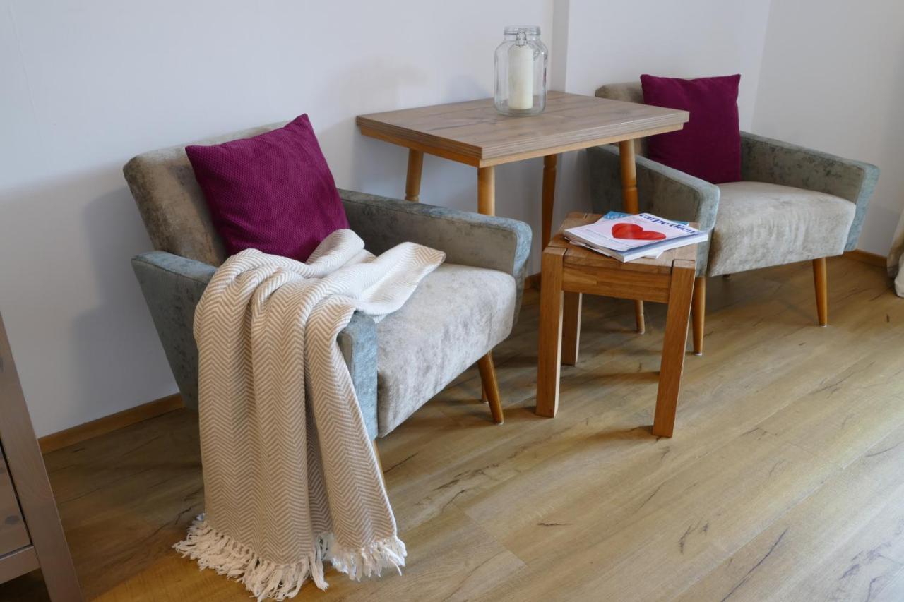 Pension Geissler-Reicher Oberwoelz Stadt Екстер'єр фото