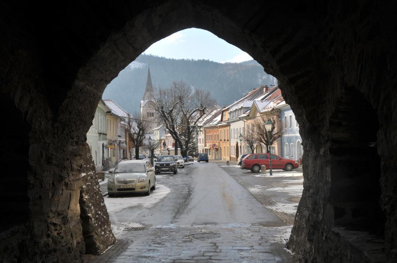 Pension Geissler-Reicher Oberwoelz Stadt Екстер'єр фото