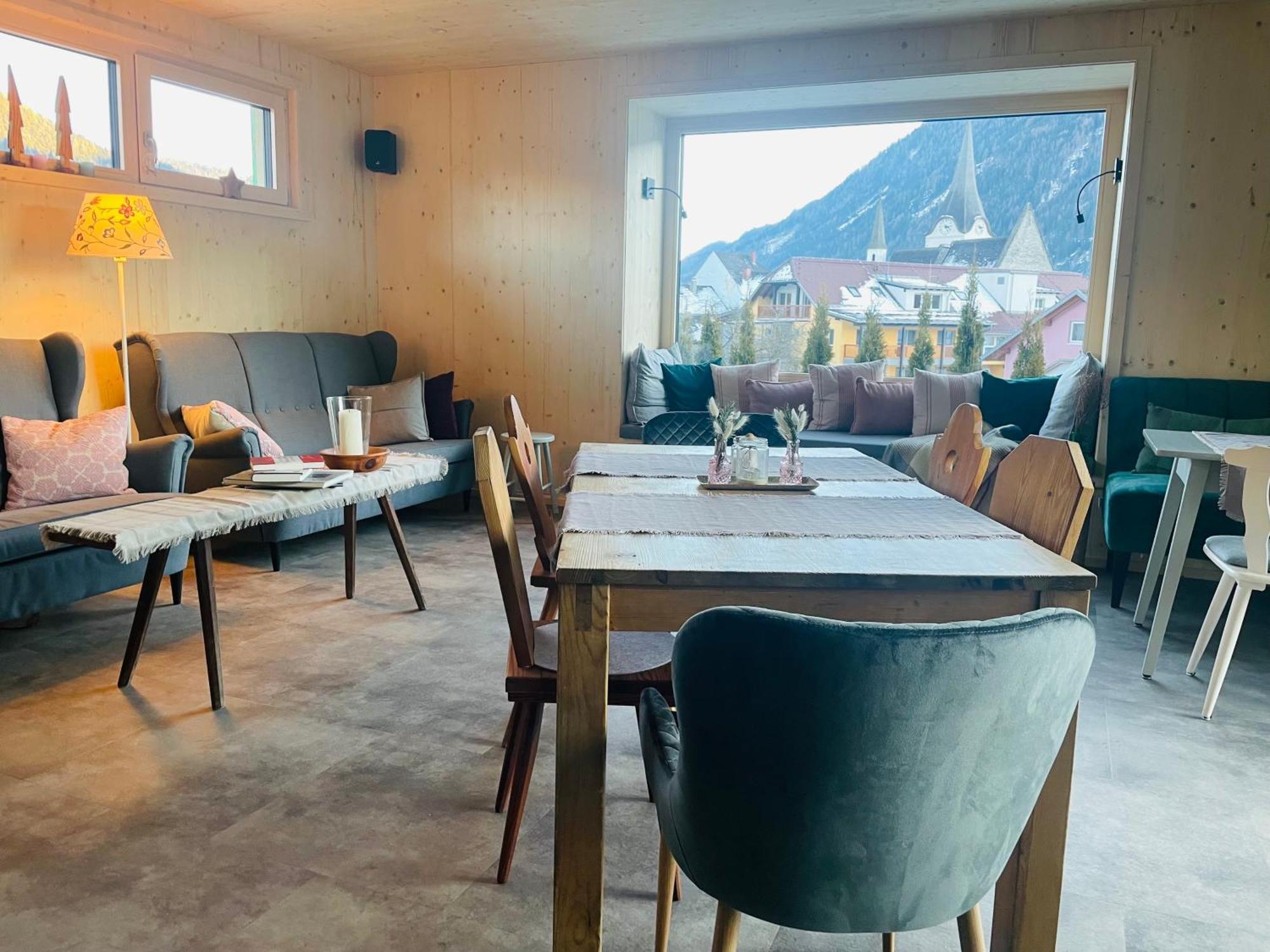 Pension Geissler-Reicher Oberwoelz Stadt Екстер'єр фото